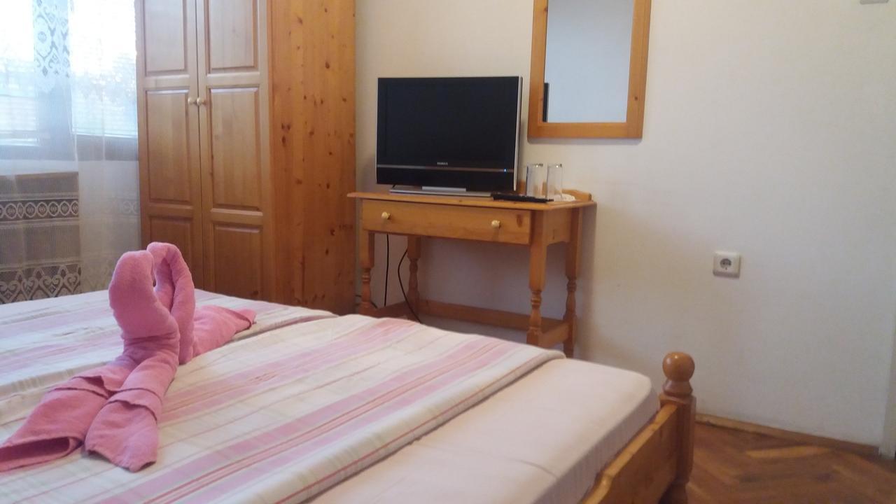 Chicho Tomovata Koliba Hotell Trjavna Eksteriør bilde