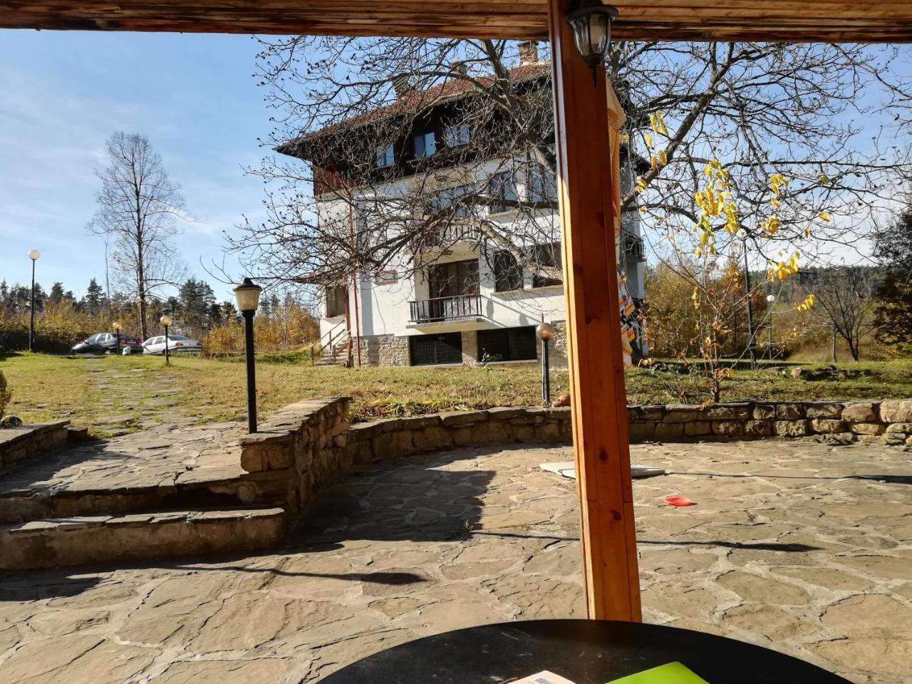 Chicho Tomovata Koliba Hotell Trjavna Eksteriør bilde